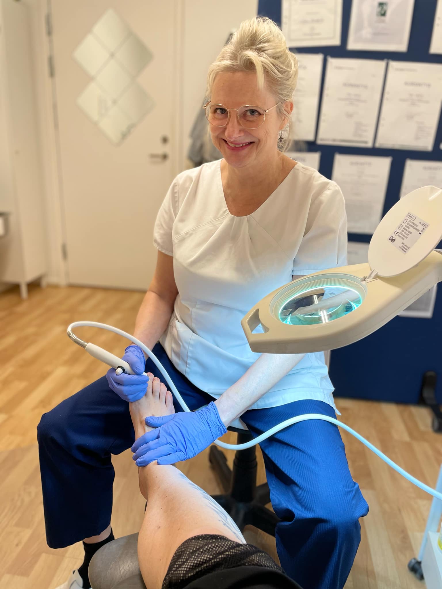 Annika Blixt Ronnefors – Diplomerad fotterapeut i Ekeby